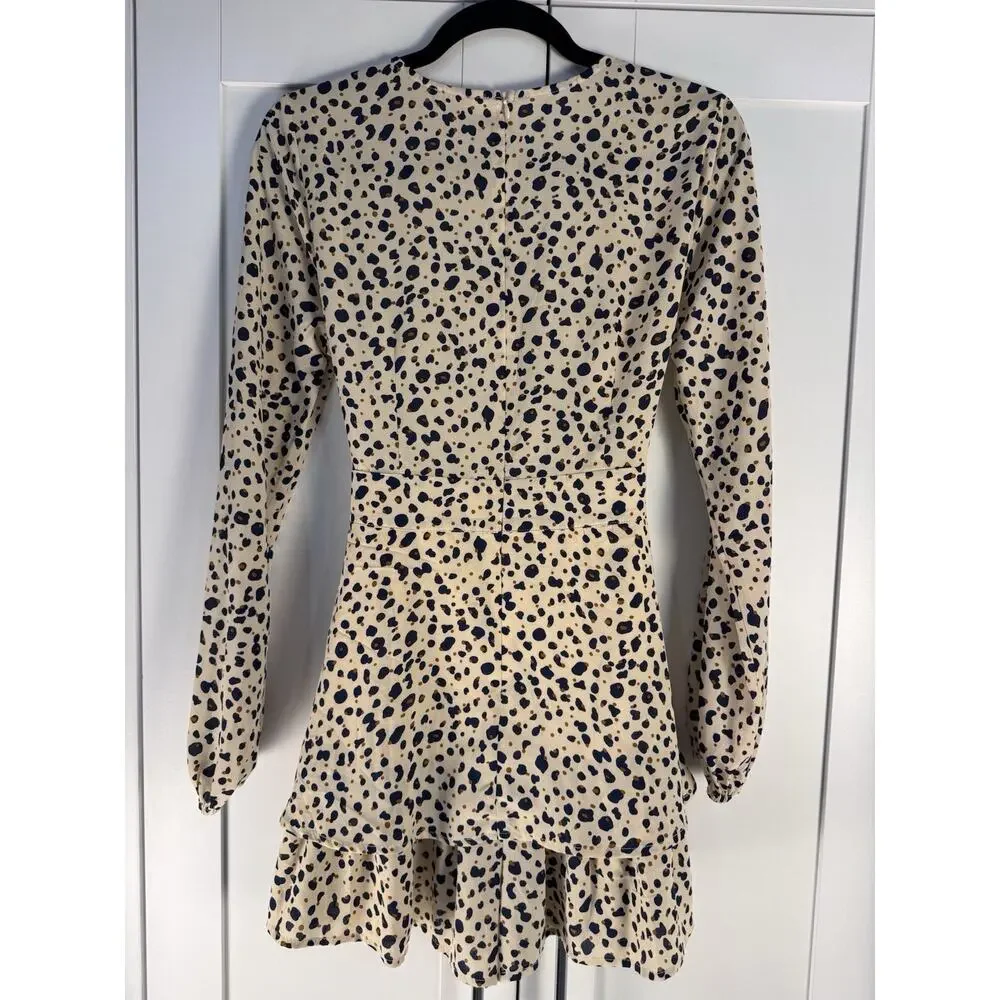 Main Strip Leopard Print Romper Size M Tie Waist Long Sleeve V Neck Boho Mini - Picture 5 of 9